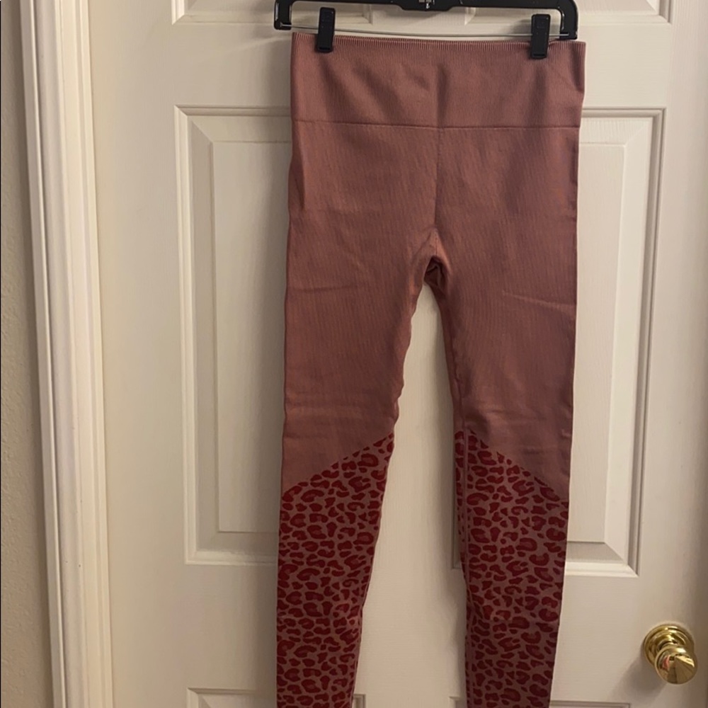 Fabletics leggings, worn once! Size M